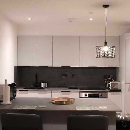 Amazing Luxury One Bedroom Apartment In The Heart Of Preston Preston  Dış mekan fotoğraf